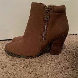 Booties suede 7.5